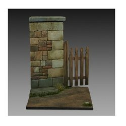 Baza z murem i drewnianą furtką Royal Model 1/35