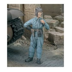 Figurka Radziecki Czołgista II WŚ Royal Model 1/35